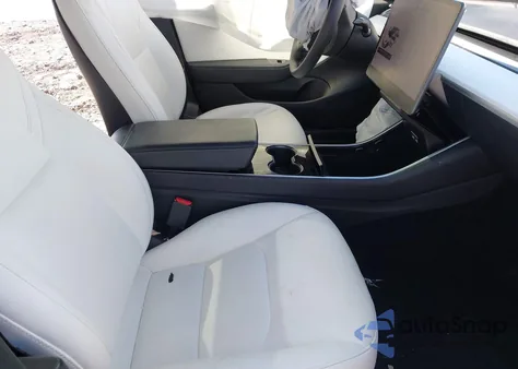 2019 Tesla Model 3 Long Range/Performance from USA, damaged, VIN 5YJ3E1EB2KF421429